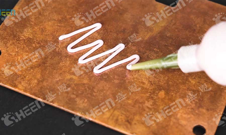 導熱凝膠：增強設備穩(wěn)定性的創(chuàng)新散熱解決方案